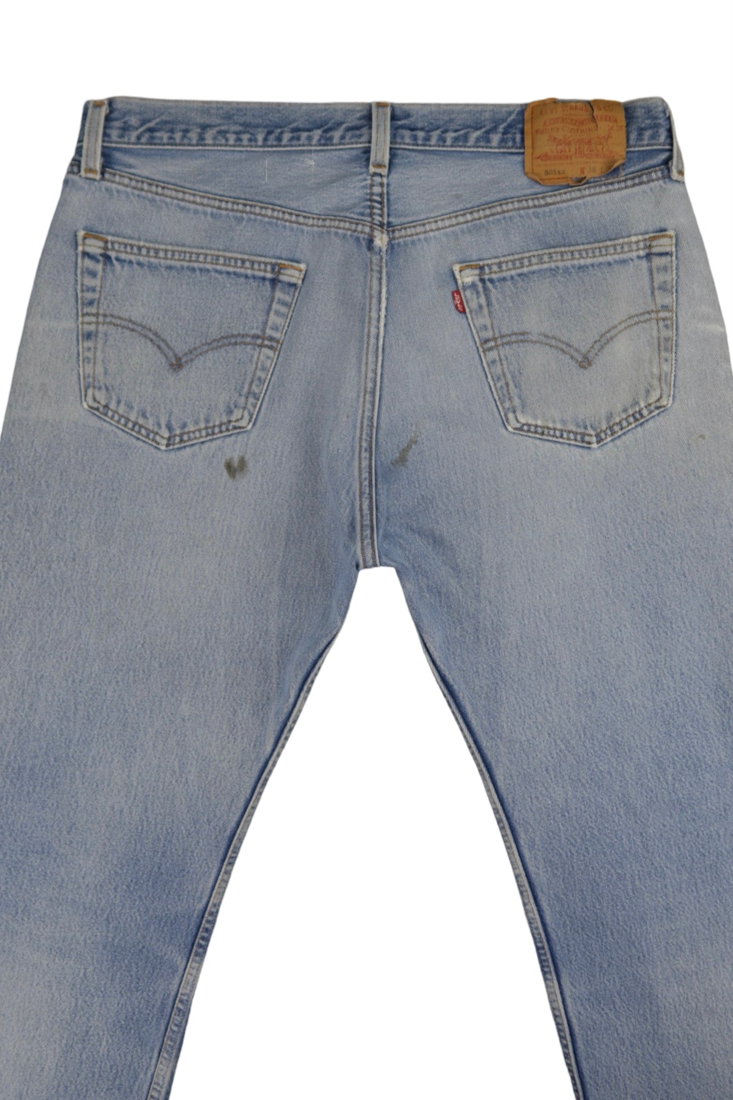 Vintage Levi’s • 34 mens / 32 wmns