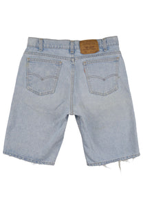 Vintage Levi’s Shorts • 32 mens / 30 wmns