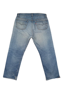 Vintage Levi’s • 36 mens / 34 wmns