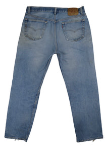 Vintage Levi’s • 34 mens / 32 wmns