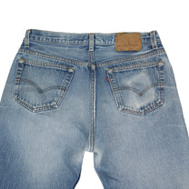 Vintage Levi’s • 32 mens / 30 wmns