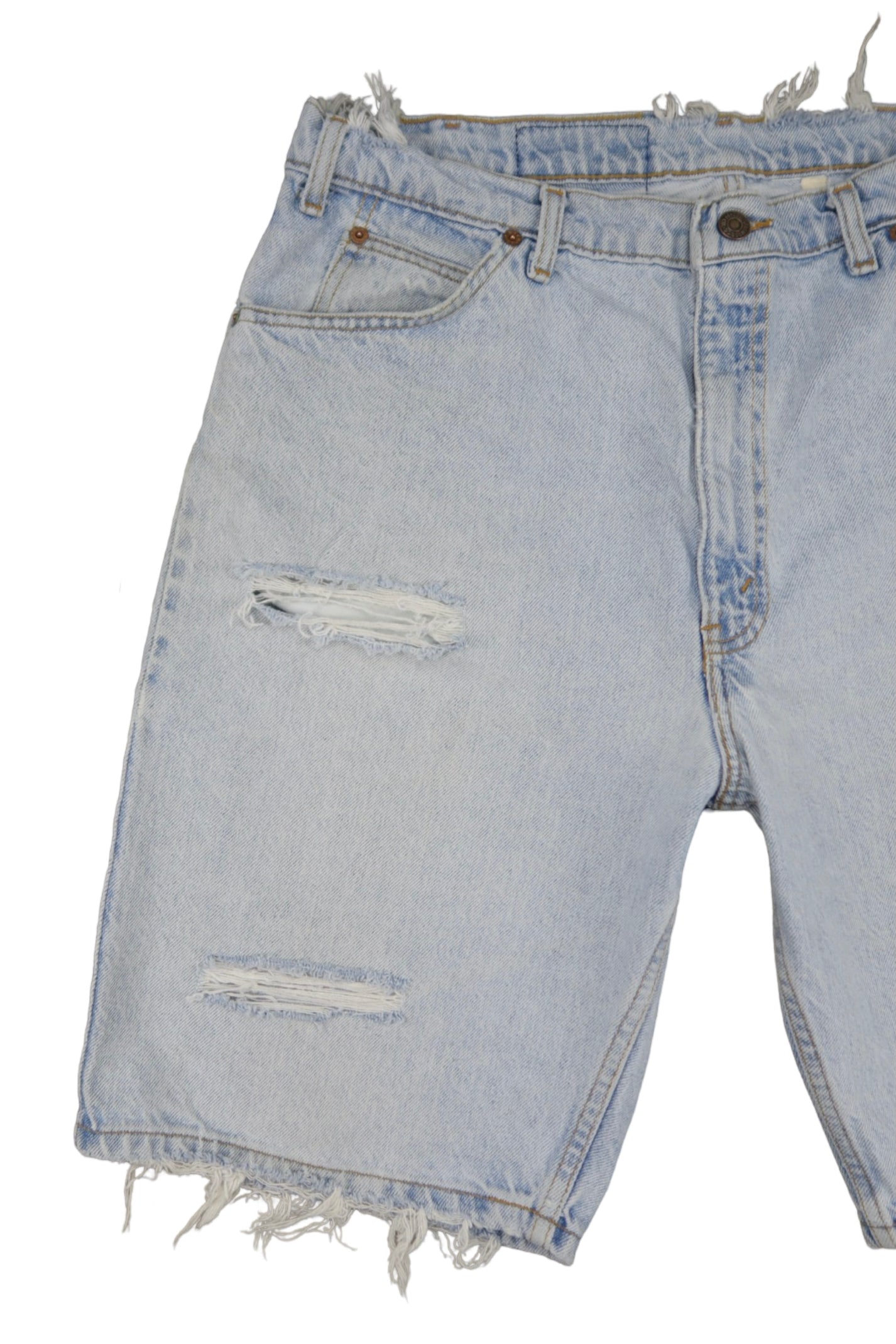 Vintage Levi’s Shorts • 36 mens / 34 wmns