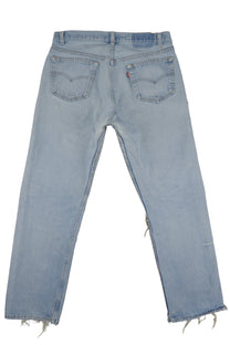 Vintage Levi’s • 32 mens / 30 wmns