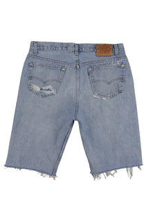 Vintage Levi’s Shorts • 33 mens / 31 wmns