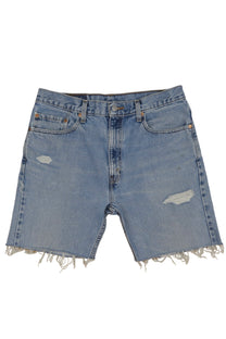 Vintage Levi’s Shorts • 33 mens / 31 wmns
