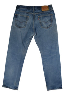 Vintage Levi’s • 32 mens / 30 wmns