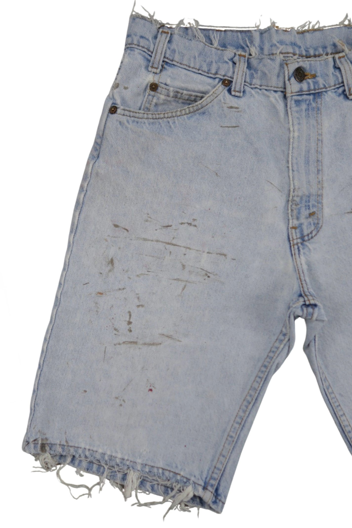 Vintage Levi’s Shorts • 30 mens / 28 wmns