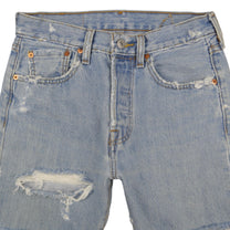 Vintage Levi’s Shorts • 26 wmns