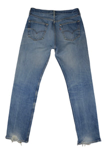Vintage Levi’s • 32 mens / 30 wmns