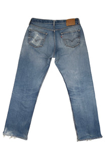 Vintage Levi’s • 34 mens / 32 wmns