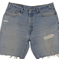 Vintage Levi’s Shorts • 36 mens / 34 wmns