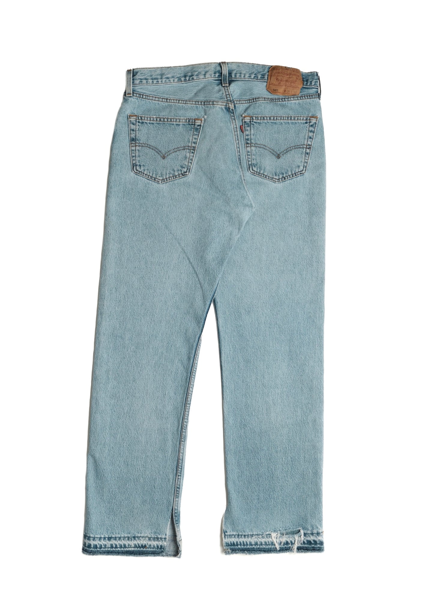 Vintage Levi’s • 34 mens / 32 wmns