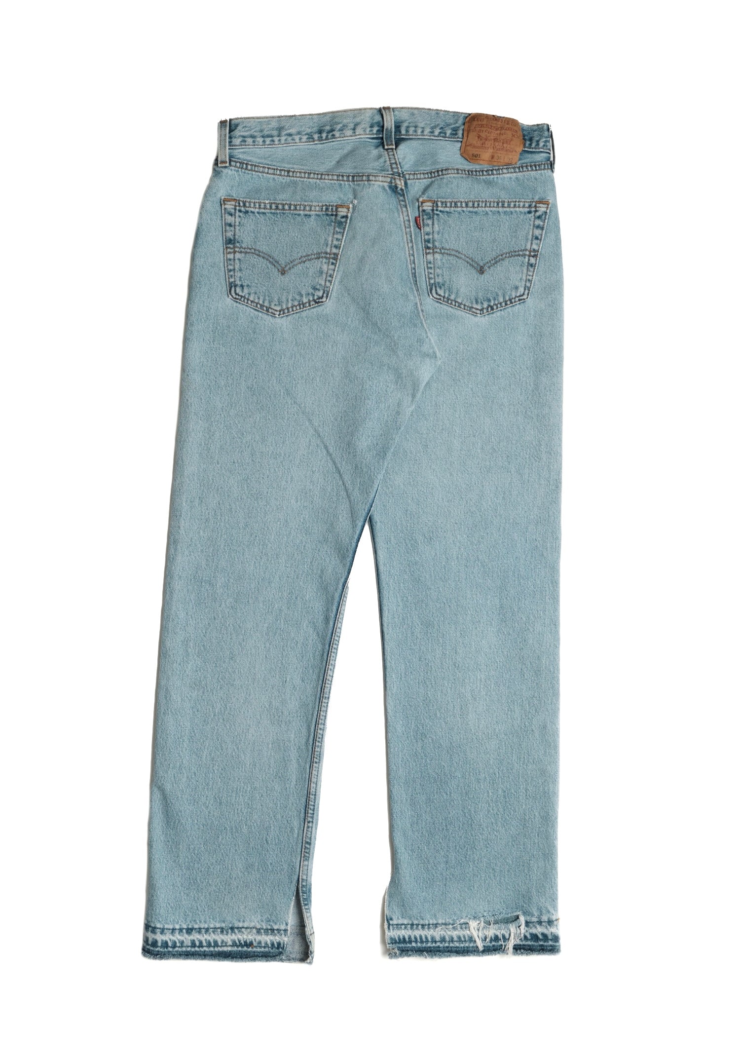 Vintage Levi’s • 34 mens / 32 wmns