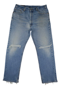 Vintage Levi’s • 36 mens / 34 wmns