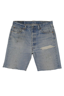 Vintage Levi’s Shorts • 34 mens / 32 wmns