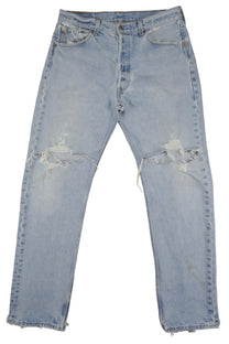 Vintage Levi’s • 32 mens / 30 wmns