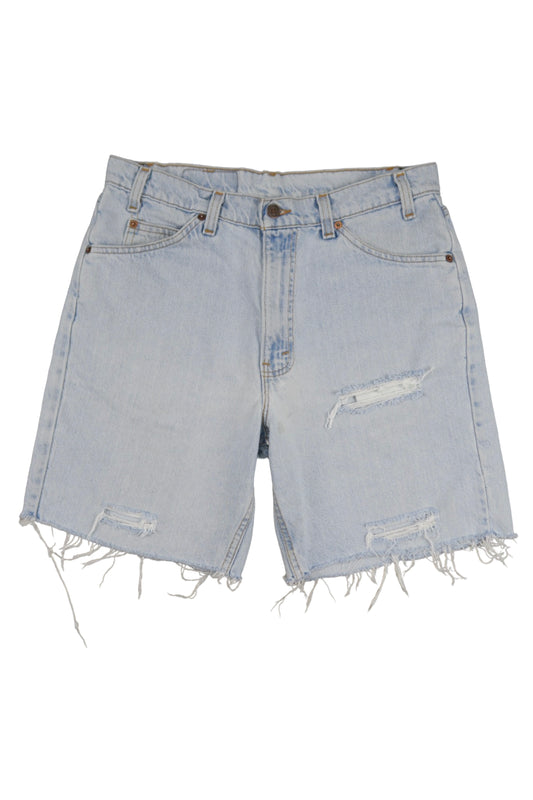 Vintage Levi’s Shorts • 32 mens / 30 wmns