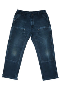 Vintage Carhartt Jeans • 36 mens / 34 wmns
