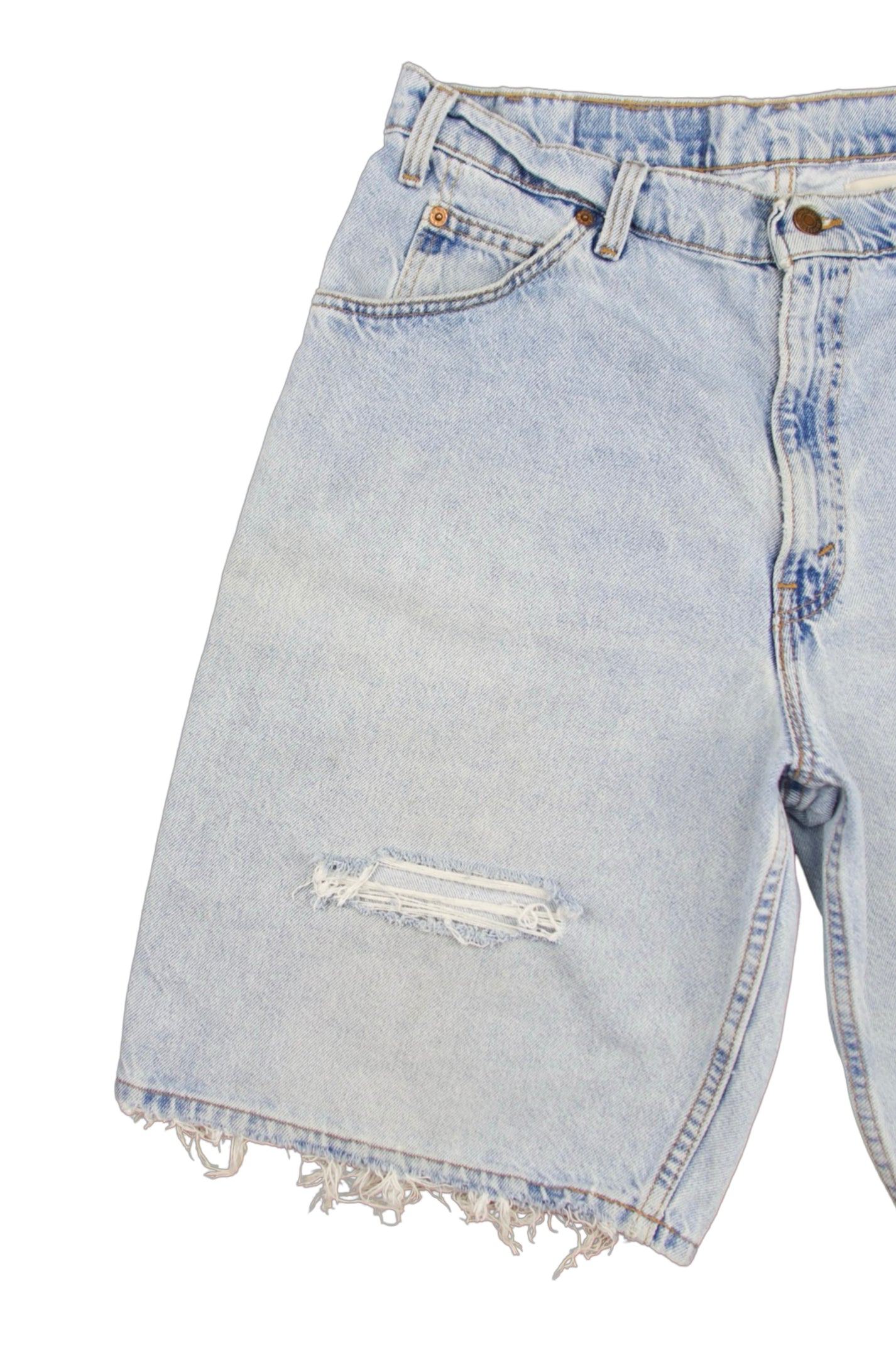 Vintage Levi’s Shorts • 34 mens / 32 wmns