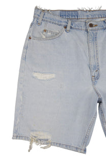 Vintage Levi’s Shorts • 36 mens / 34 wmns