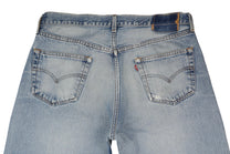 Vintage Levi’s • 34 mens / 32 wmns