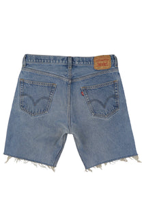 Vintage Levi’s Shorts • 34 mens / 32 wmns