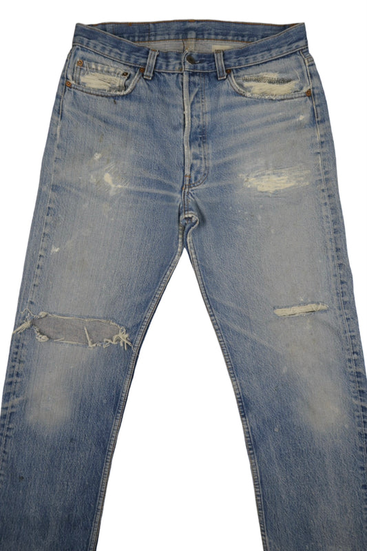 Vintage Levi’s • 31 mens / 29 wmns