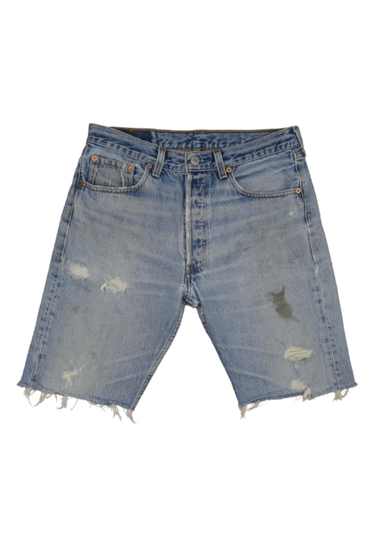 Vintage Levi’s Shorts • 30 mens / 28 wmns