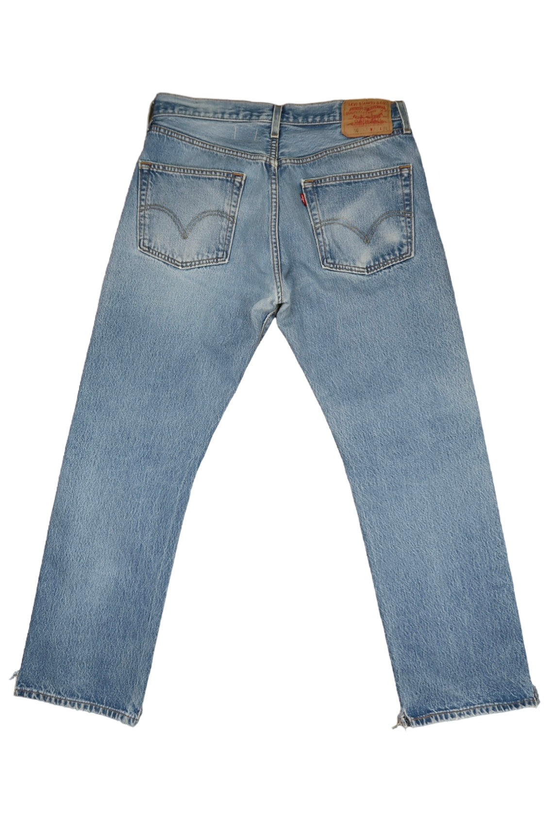 Vintage Levi’s • 32 mens / 30 wmns