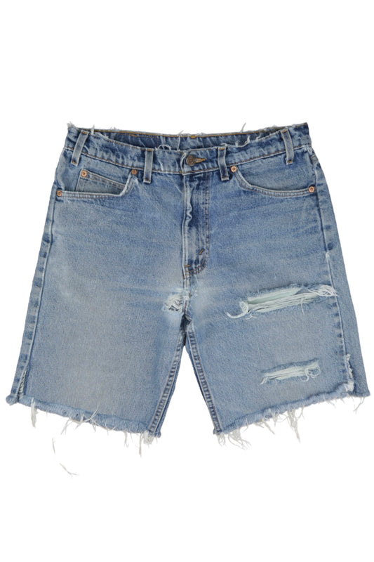 Vintage Levi’s Shorts • 32 mens / 30 wmns
