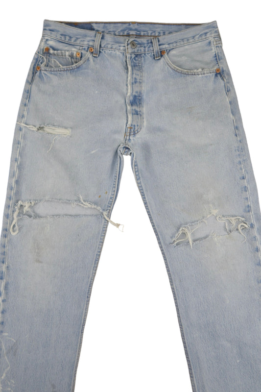 Vintage Levi’s • 32 men’s / 30 wmns