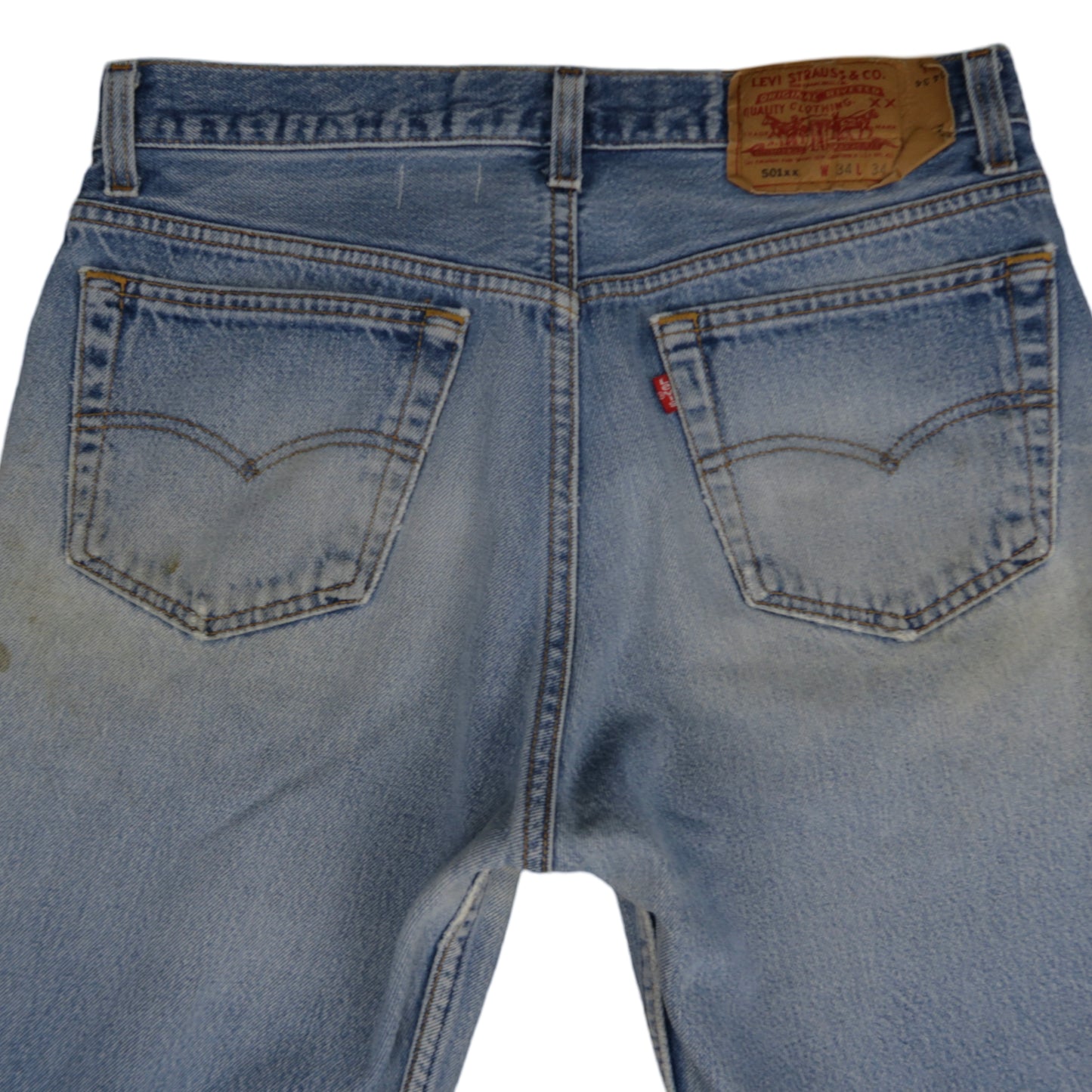 Vintage Levi’s • 32 mens / 30 wmns