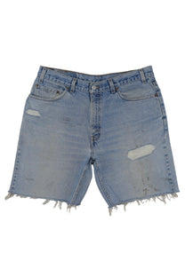 Vintage Levi’s Shorts • 36 mens / 34 wmns