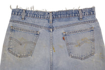 Vintage Levi’s Shorts • 34 wmns