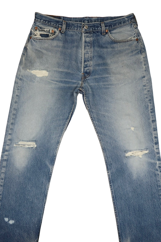 Vintage Levi’s • 34 mens / 32 wmns