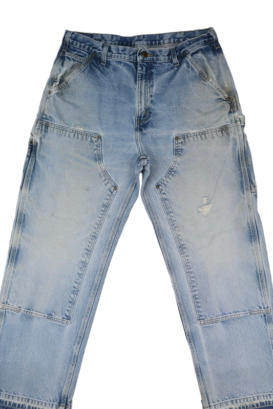 Vintage Carhartt Jeans • 33 mens / 31 wmns