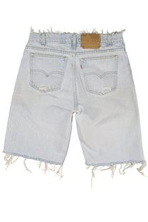Vintage Levi’s Shorts • 31 mens / 29 wmns
