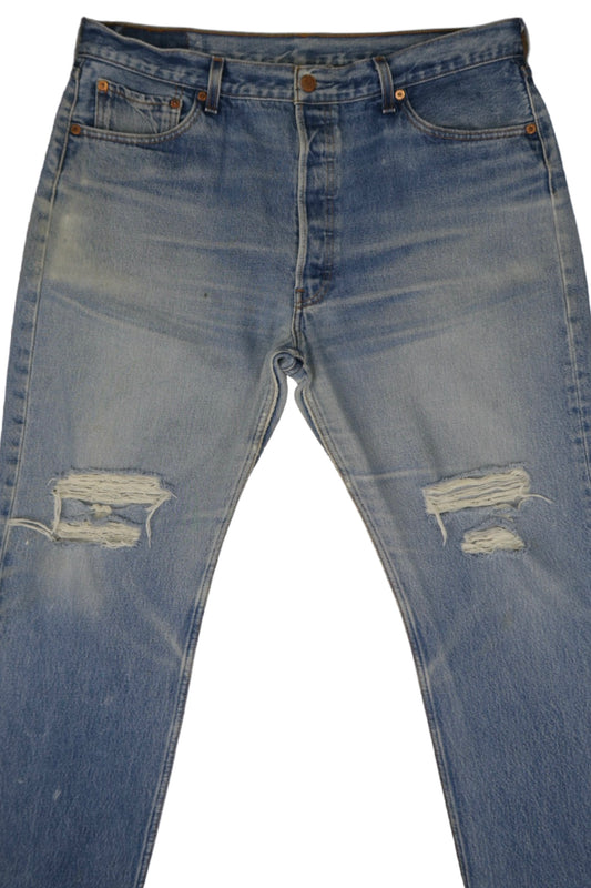 Vintage Levi’s • 36 mens / 34 wmns