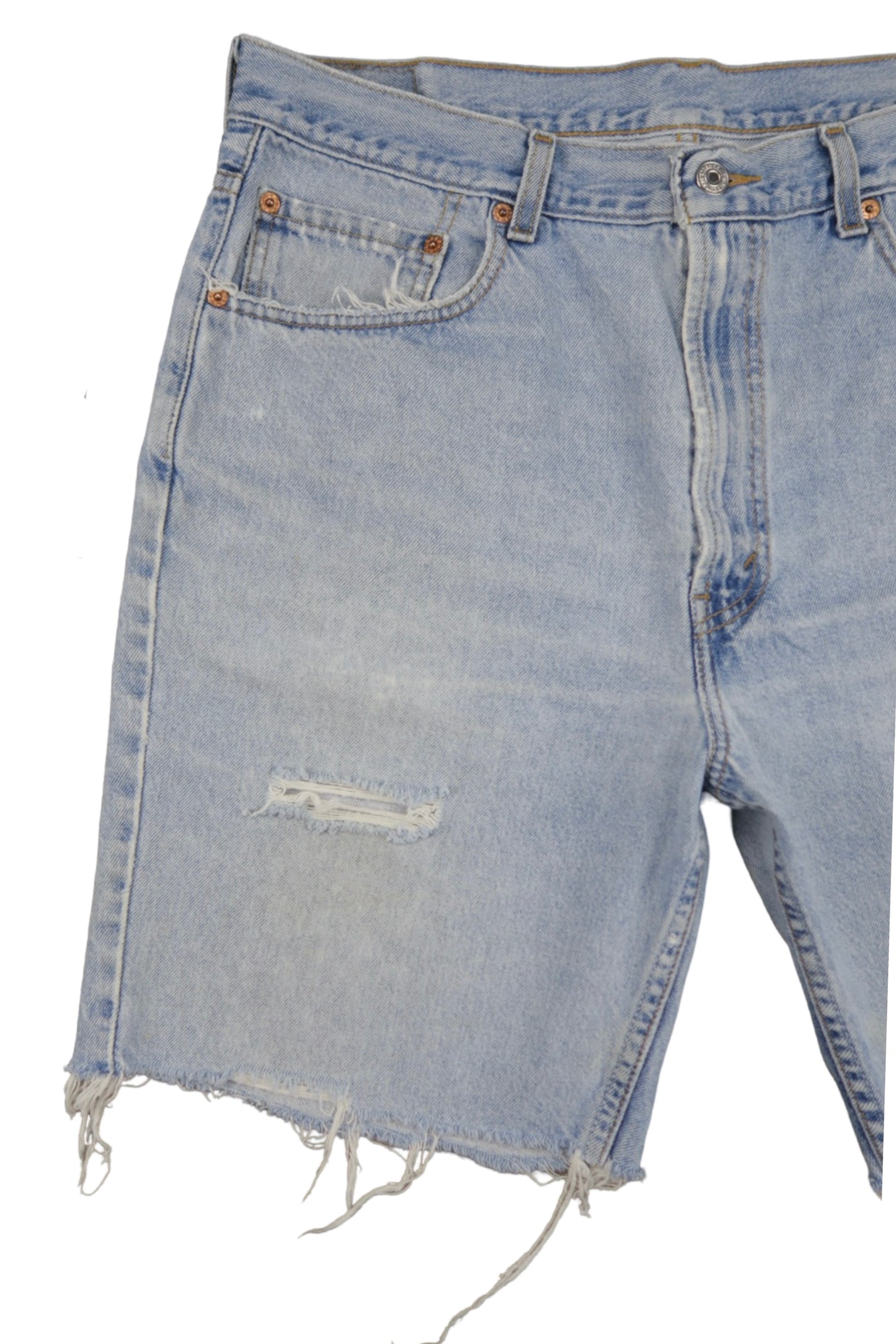 Vintage Levi’s Shorts • 36 mens / 34 wmns