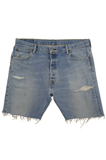 Vintage Levi’s Shorts • 36 mens / 34 wmns