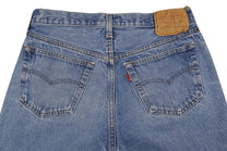 Vintage Levi’s Shorts • 28 wmns