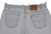 Vintage Levi’s Shorts • 38 mens / 36 wmns