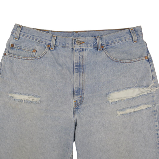 Vintage Levi’s Shorts • 38 mens / 36 wmns