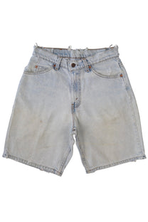 Vintage Levi’s Shorts • 28 wmns