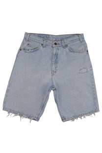 Vintage Levi’s Shorts • 30 mens / 28 wmns