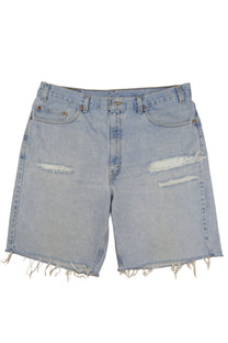 Vintage Levi’s Shorts • 38 mens / 36 wmns