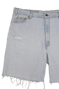 Vintage Levi’s Shorts • 40 mens / 38 wmns