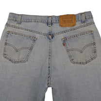 Vintage Levi’s Shorts • 32 mens / 30 wmns