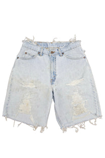 Vintage Levi’s Shorts • 29 mens / 27 wmns