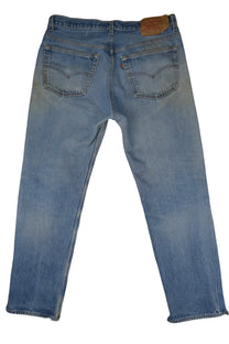 Vintage Levi’s • 36 mens / 34 wmns